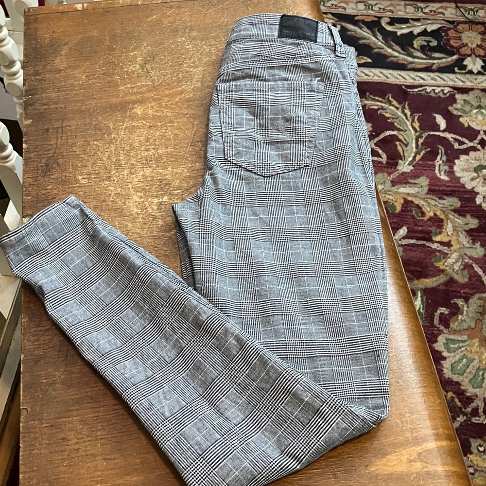 American Eagle Super Stretch High-Rise Skinny Jeggings Houndstooth Plaid Size 4